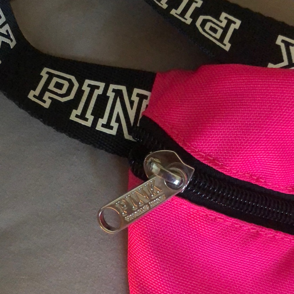Pink fanny pack - Picture 2 of 3